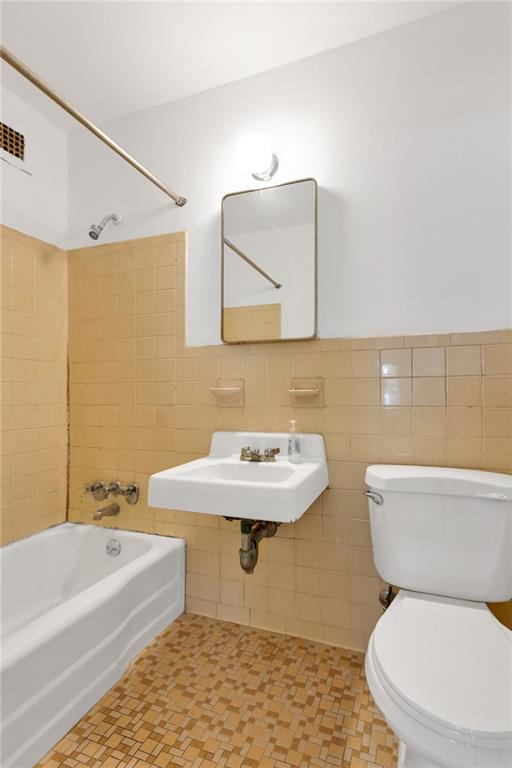 2942 West 5th Street 5D