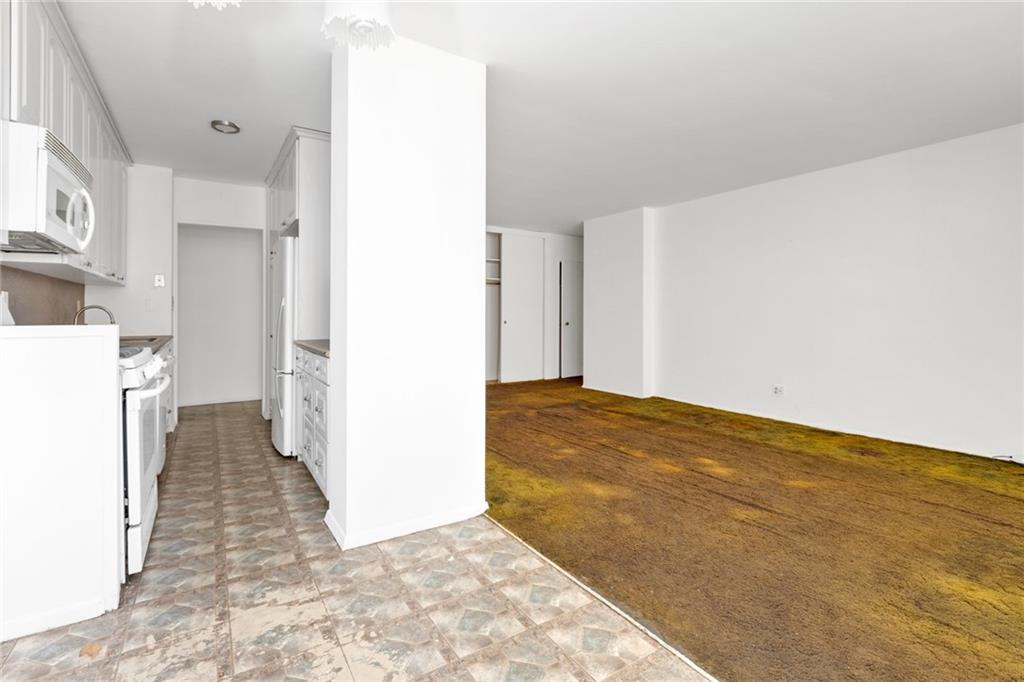 2942 West 5th Street 5D