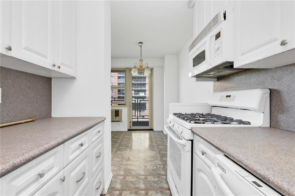 2942 West 5th Street 5D