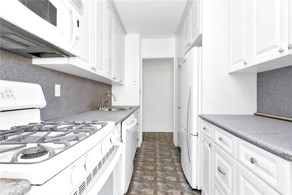 2942 West 5th Street 5D