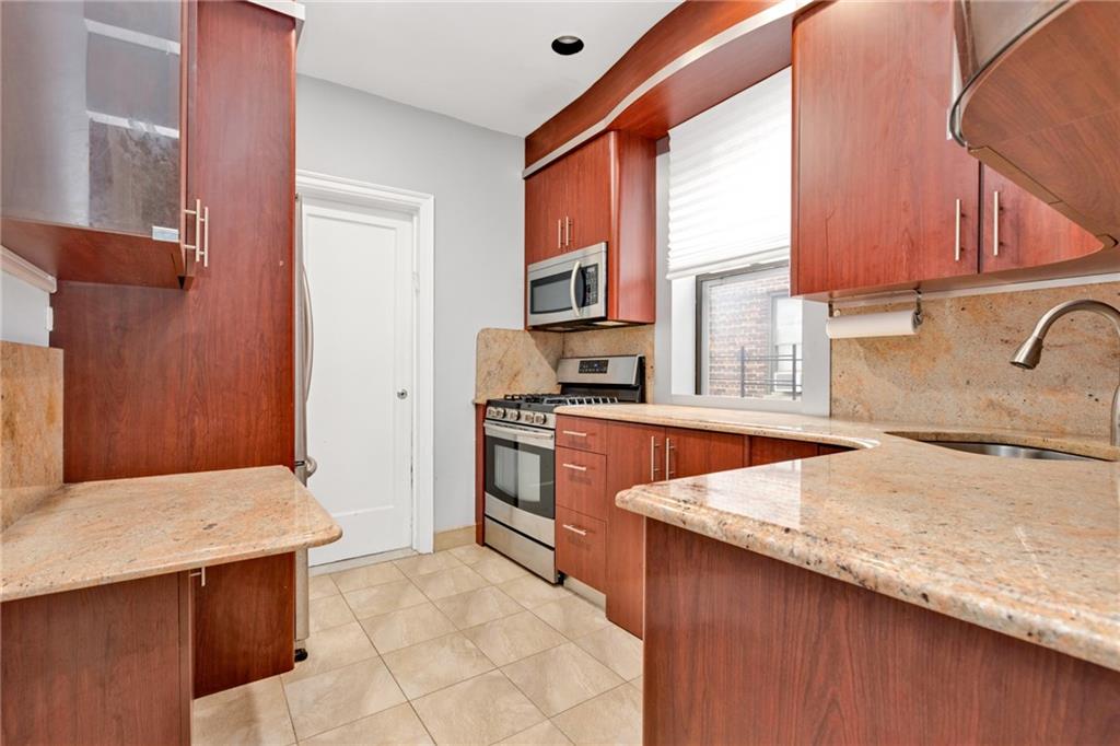 1680 Ocean Avenue 5L