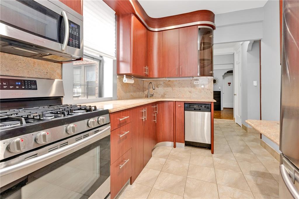 1680 Ocean Avenue 5L