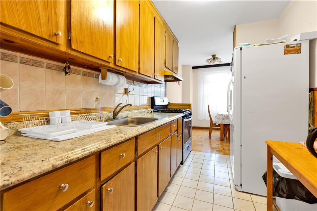 458 Neptune Avenue 2O