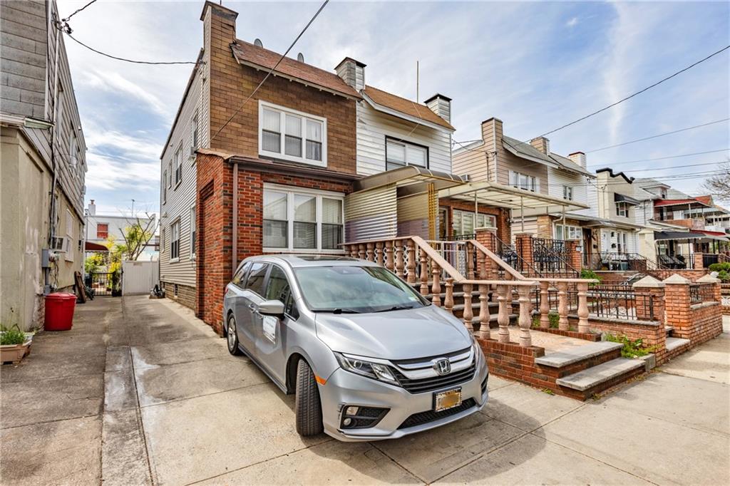 2336 East 14th Street