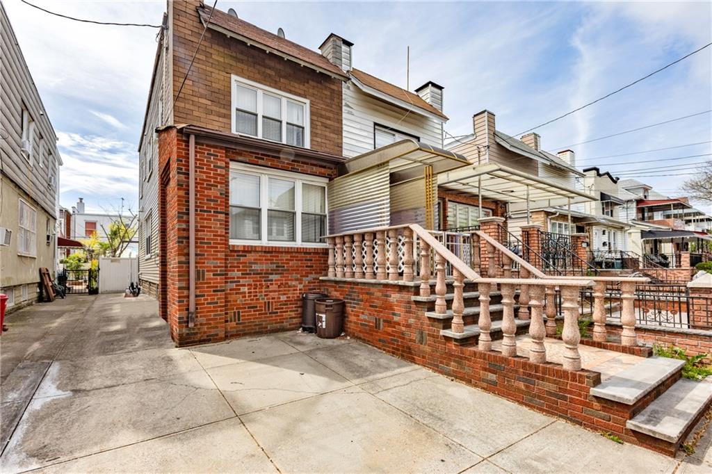 2336 East 14th Street