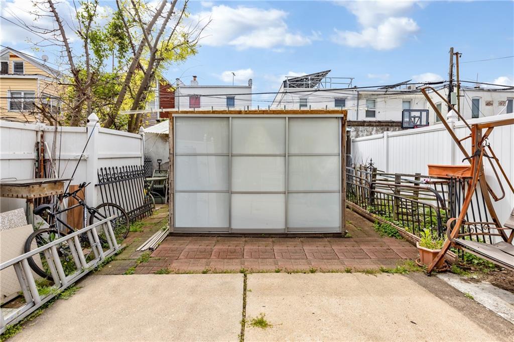 2336 East 14th Street