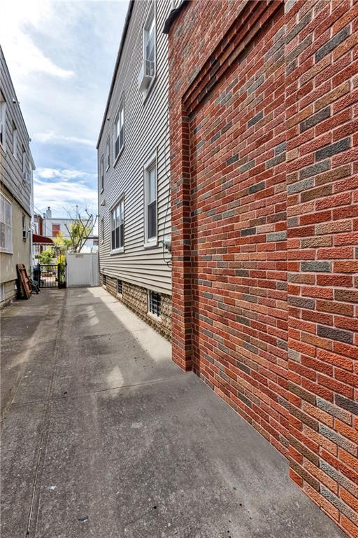 2336 East 14th Street