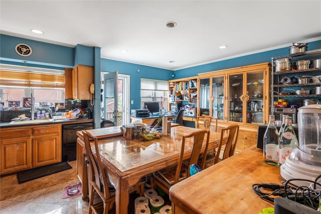 2604 East 28th Street