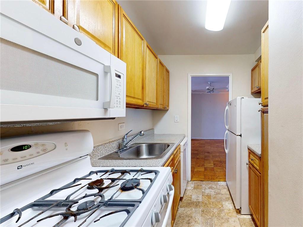 35 Seacoast Terrace 8H