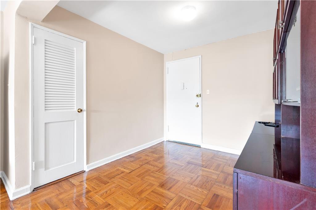 2580 Ocean Parkway 1P