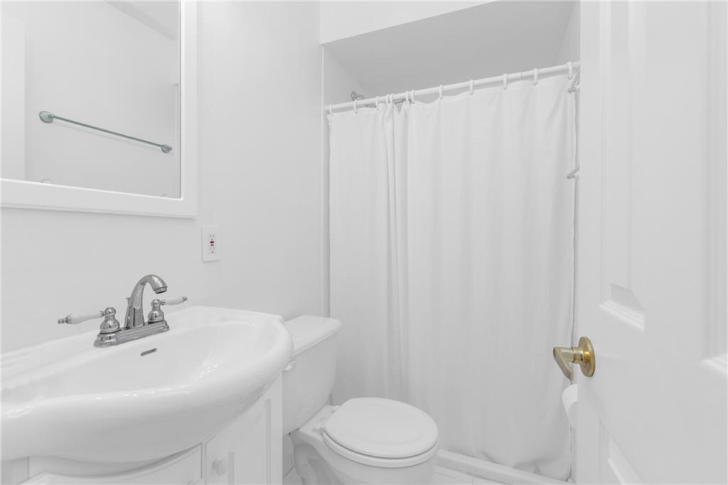 16 Cove Lane 6B