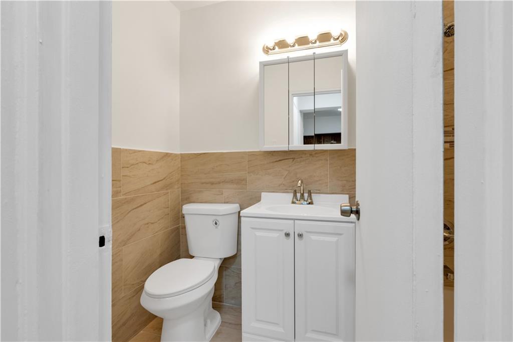 2155 82nd Street 5G