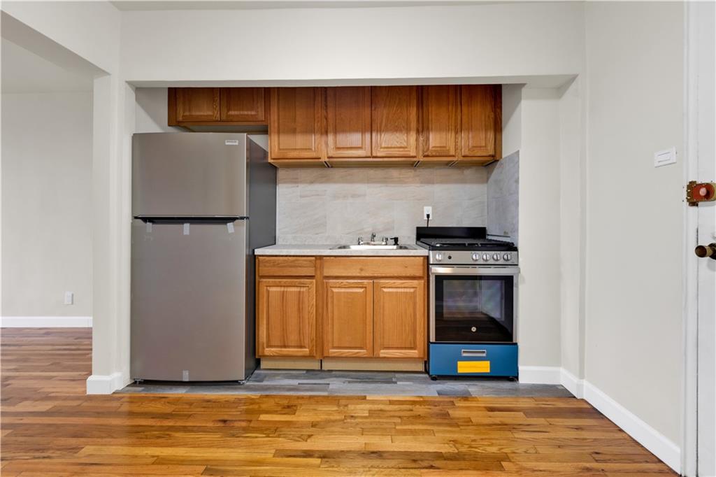 2155 82nd Street 5G
