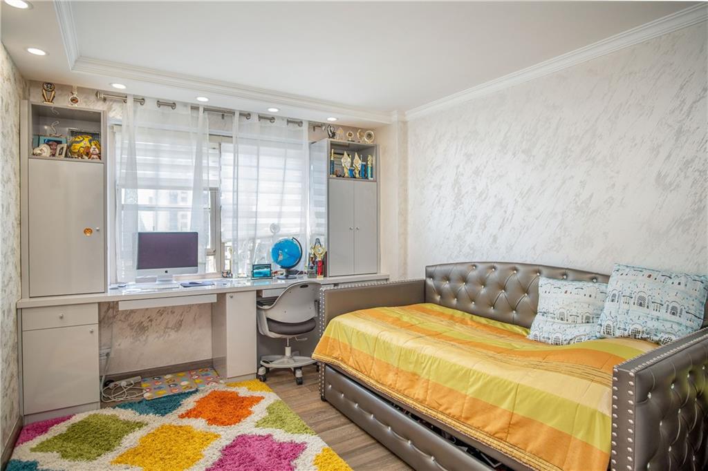 460 Neptune Avenue 14P