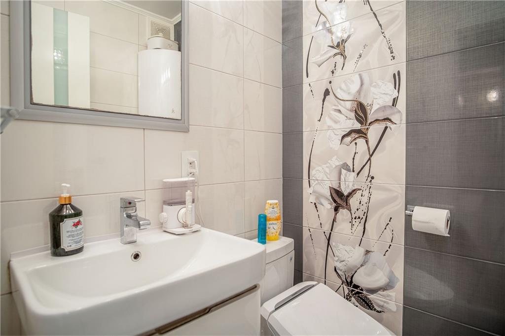 460 Neptune Avenue 14P