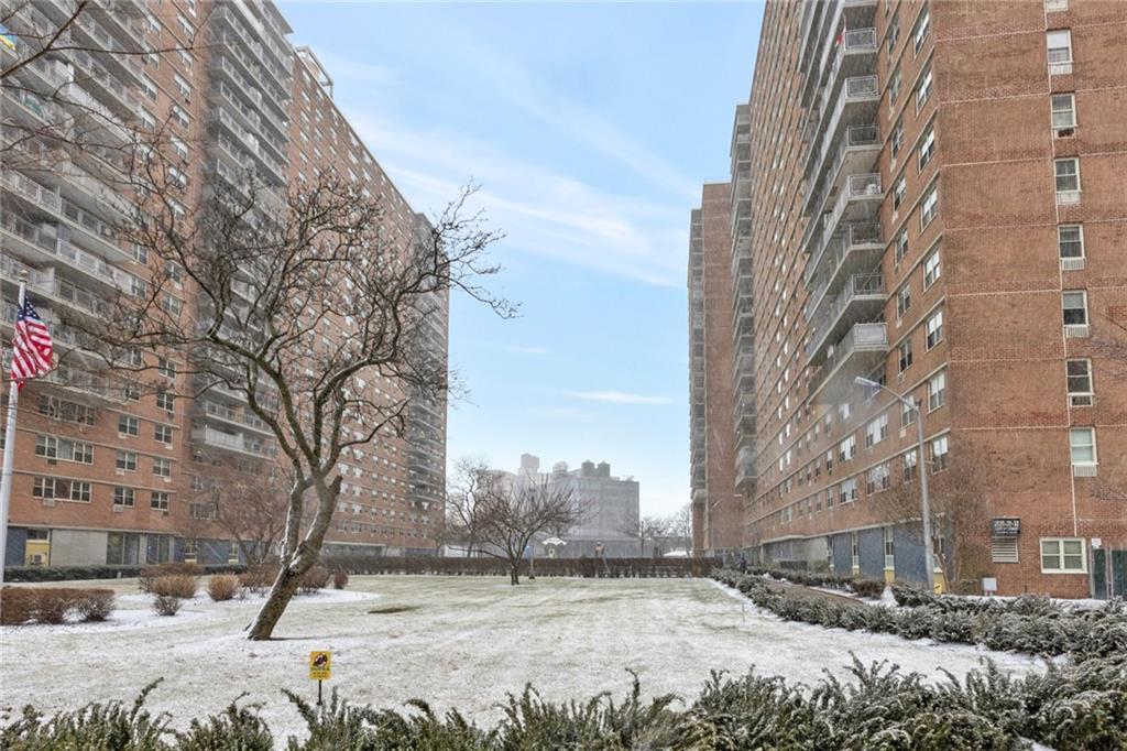 2930 West 5th Street 22G
