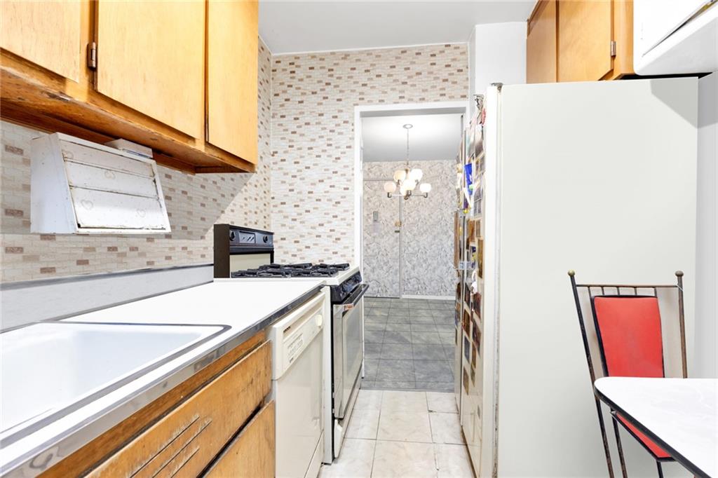 2930 West 5th Street 22G