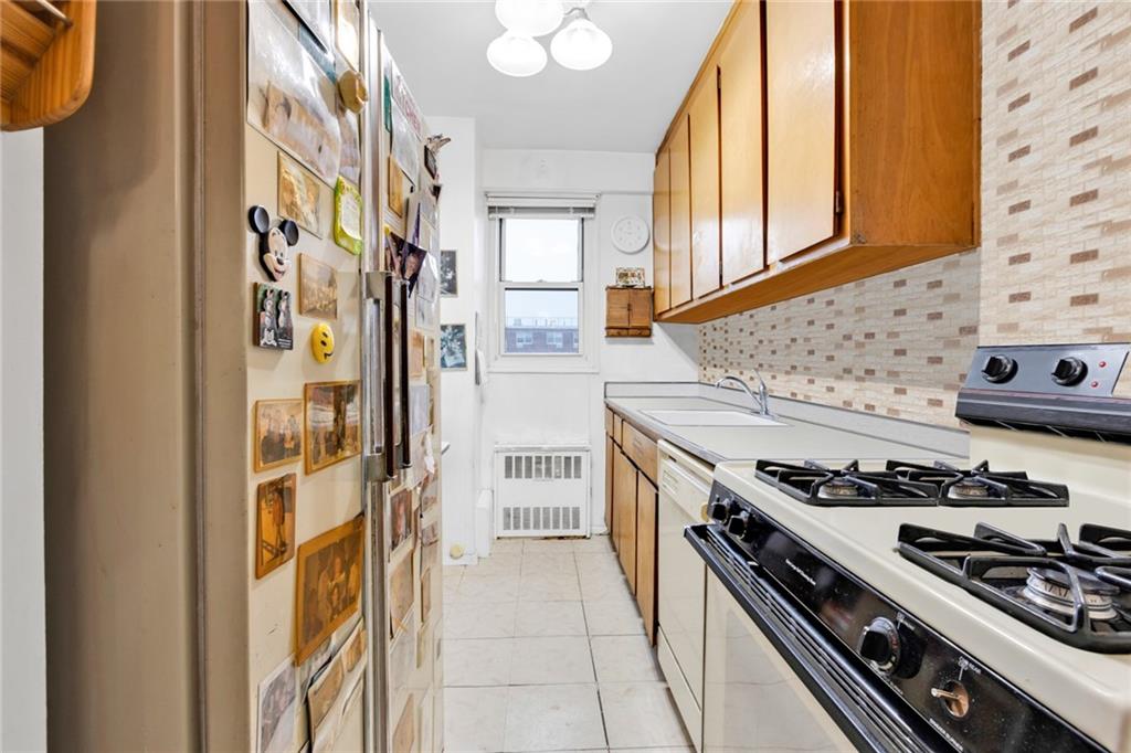 2930 West 5th Street 22G