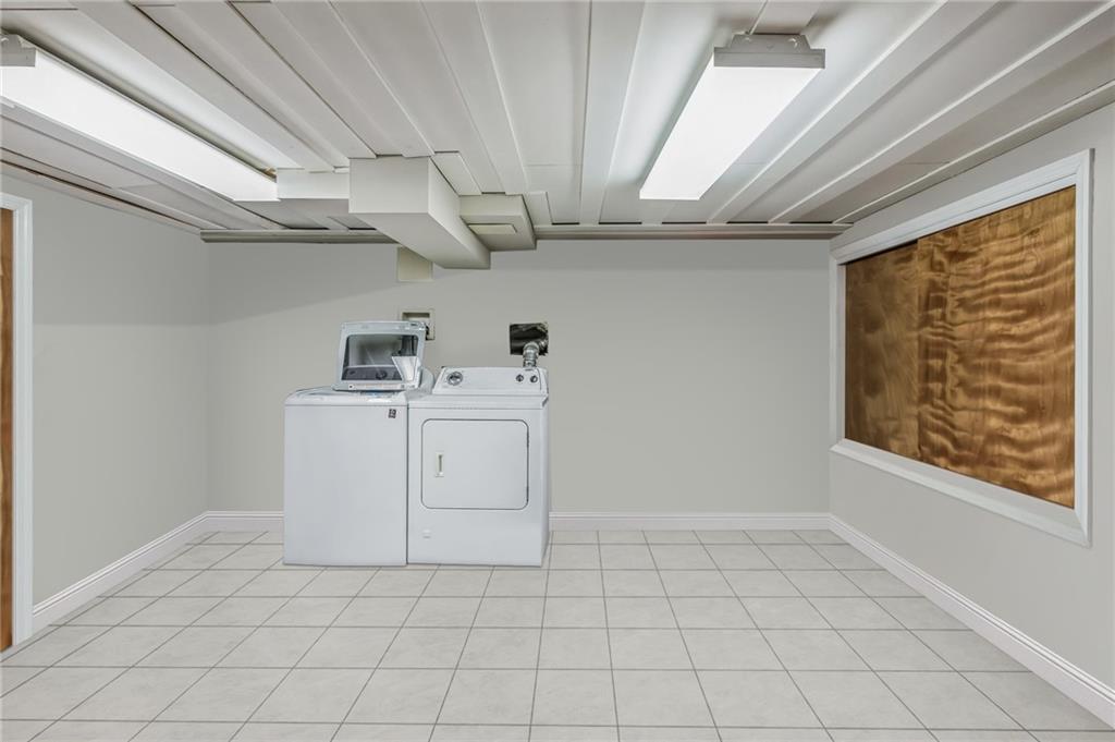 2308 Jerome Avenue