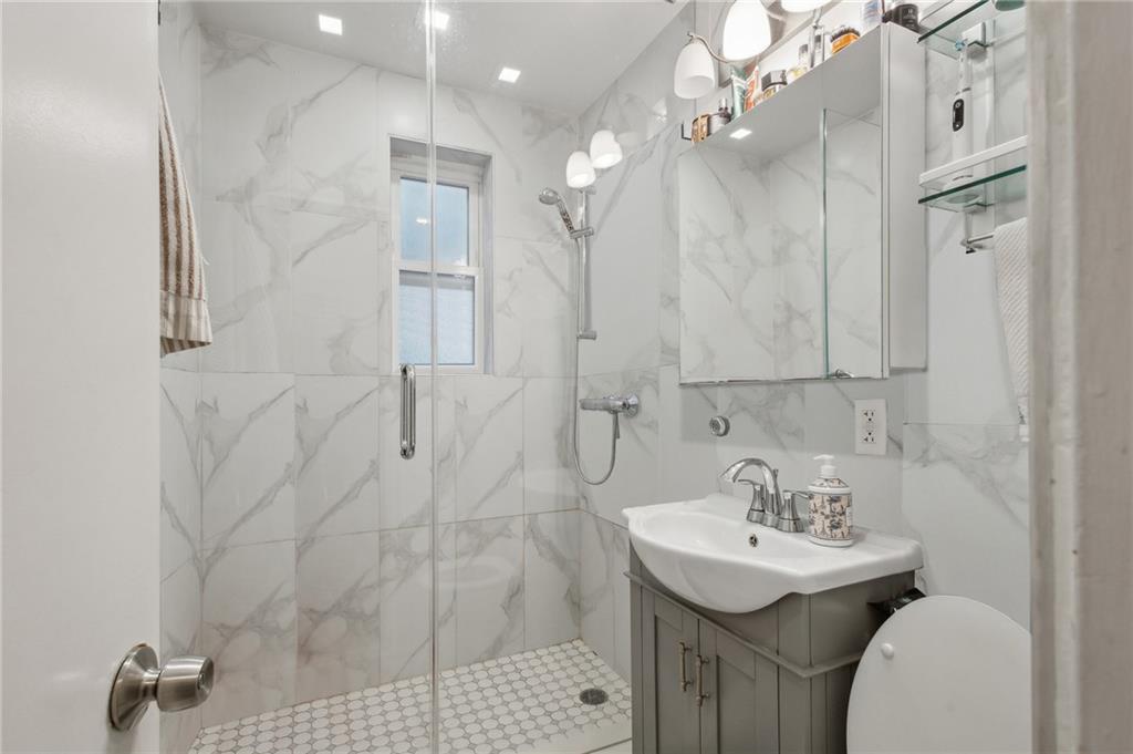 2308 Jerome Avenue