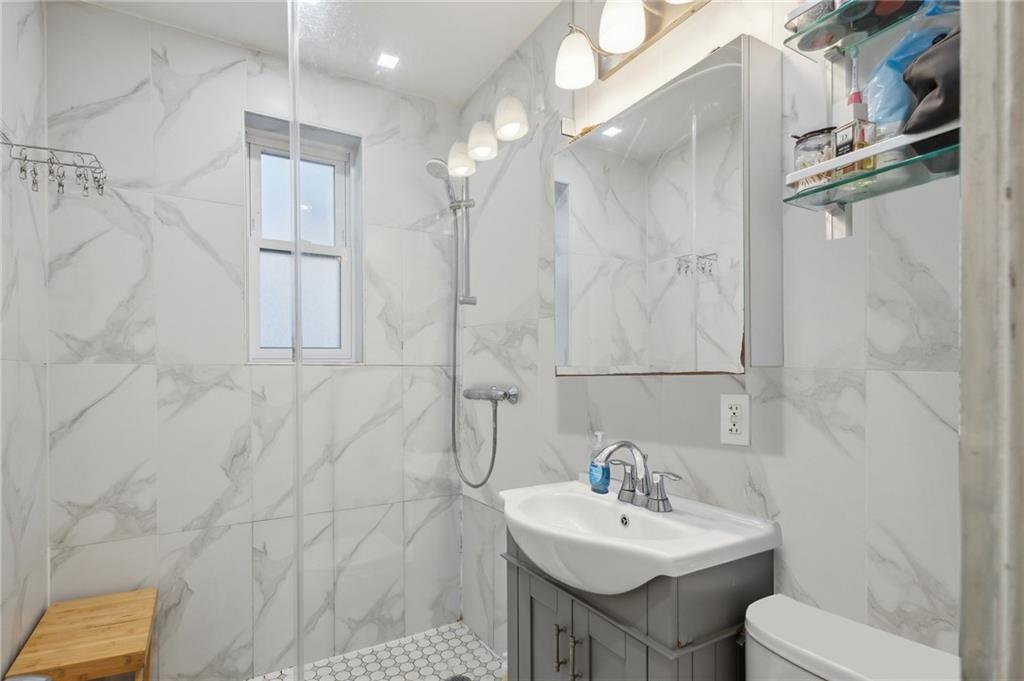 2308 Jerome Avenue