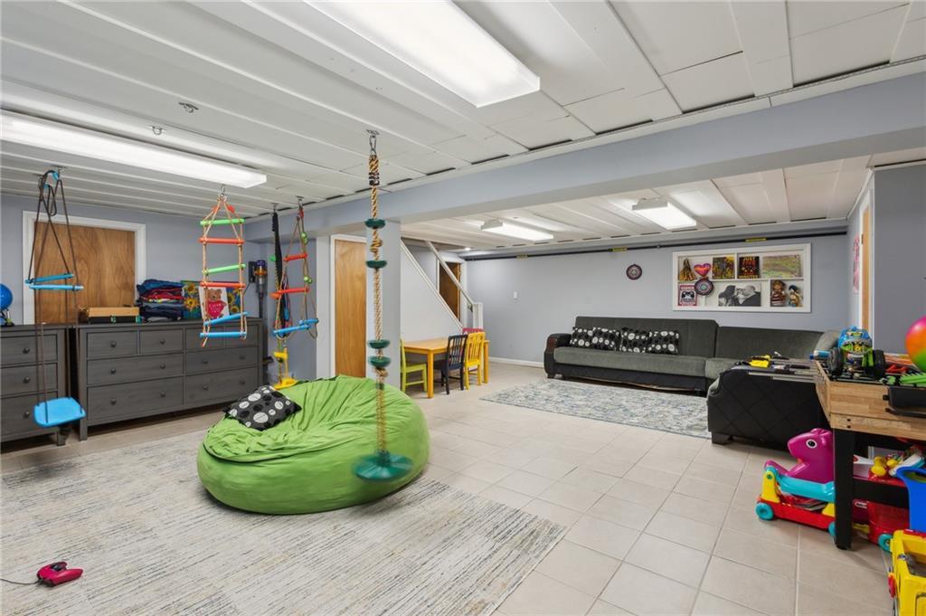 2308 Jerome Avenue
