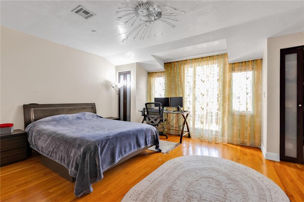 2750 East 28th Street 2B