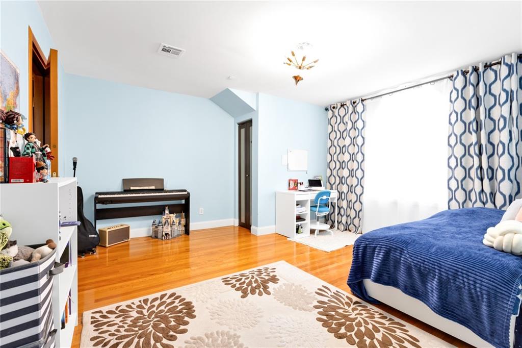 2750 East 28th Street 2B