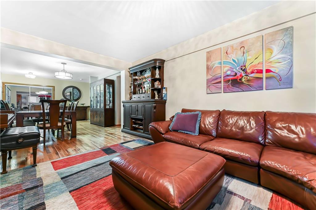 2546 East 13th Street B14