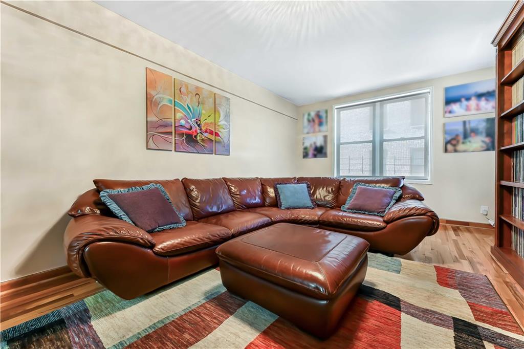 2546 East 13th Street B14