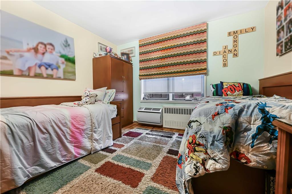 2546 East 13th Street B14