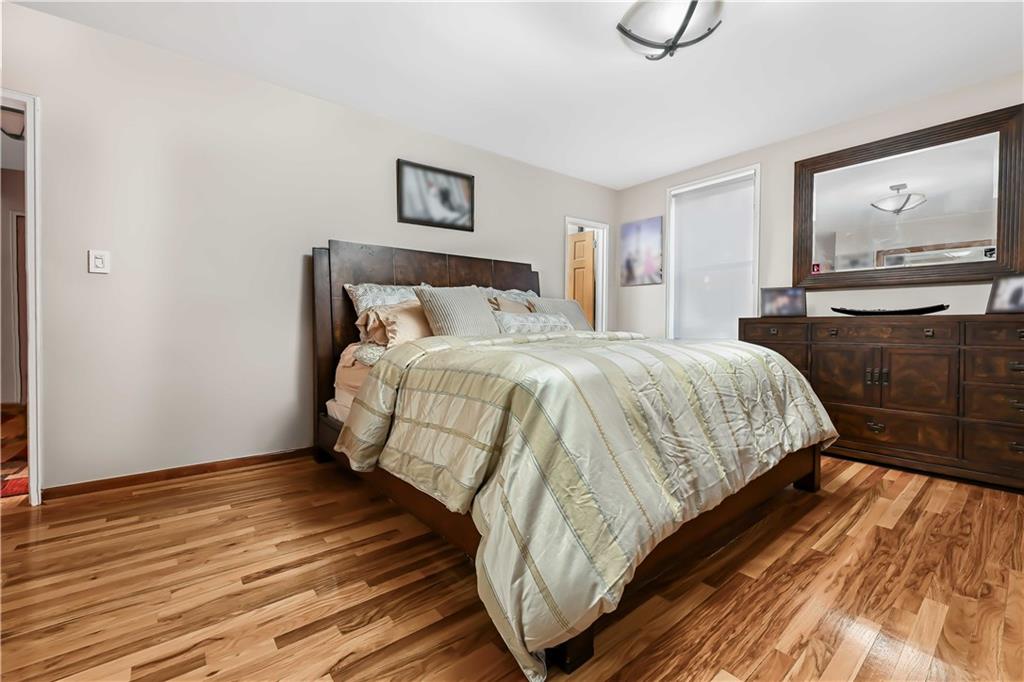 2546 East 13th Street B14