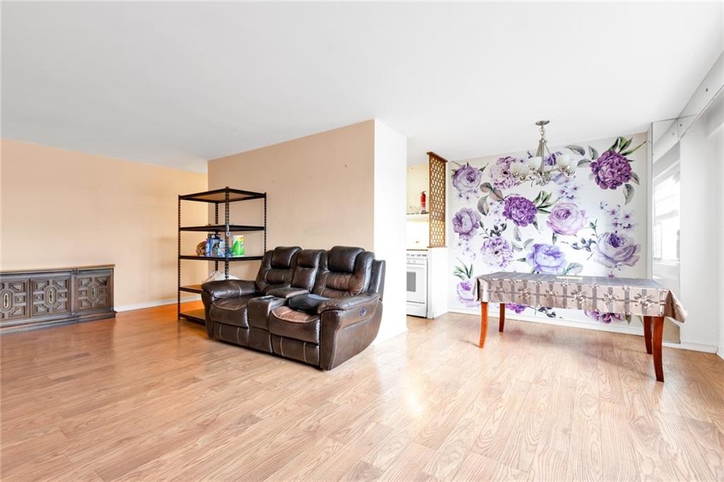 2940 West 5th Street 2B