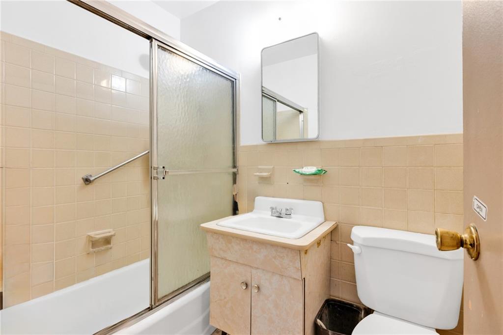 2940 West 5th Street 2B