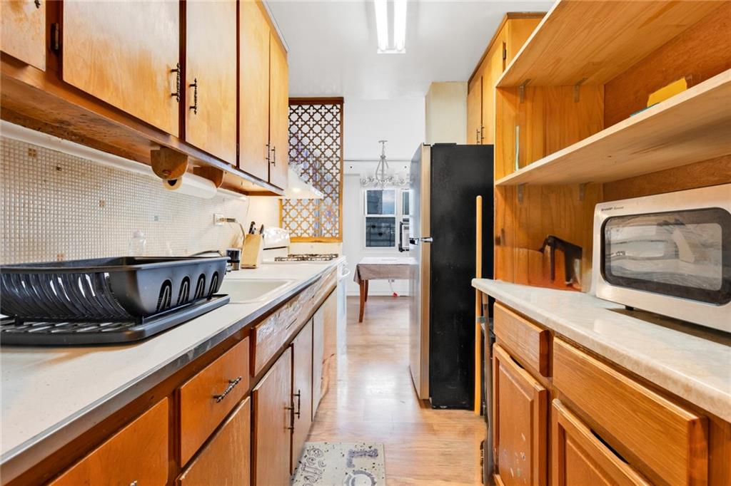 2940 West 5th Street 2B