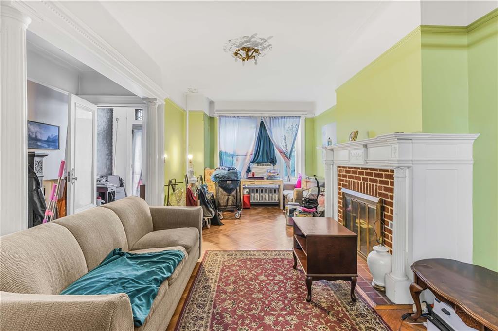 10 Martense Court