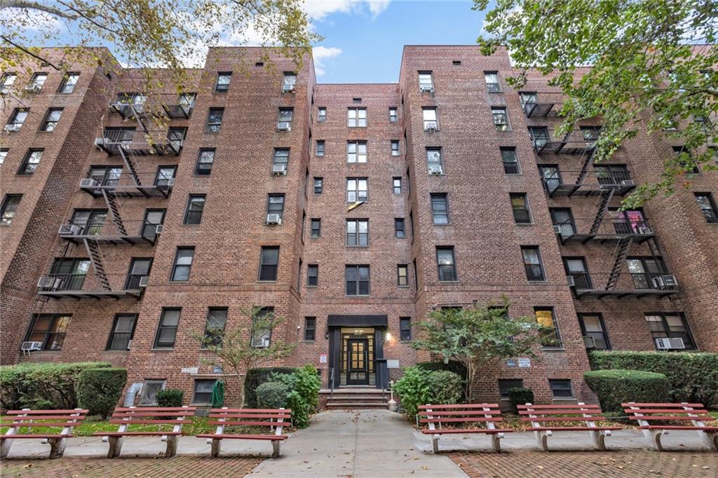 2717 East 28th Street 4E