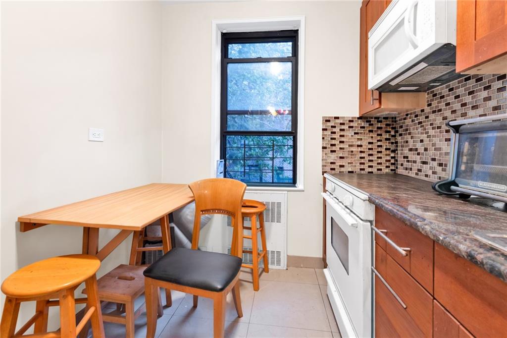 2717 East 28th Street 4E