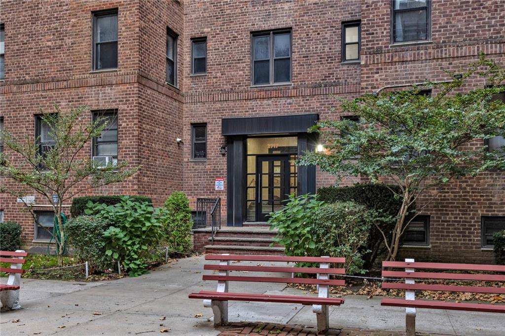 2717 East 28th Street 4E
