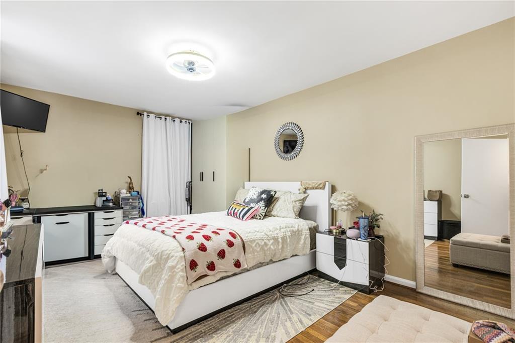 2 West End Avenue 5N
