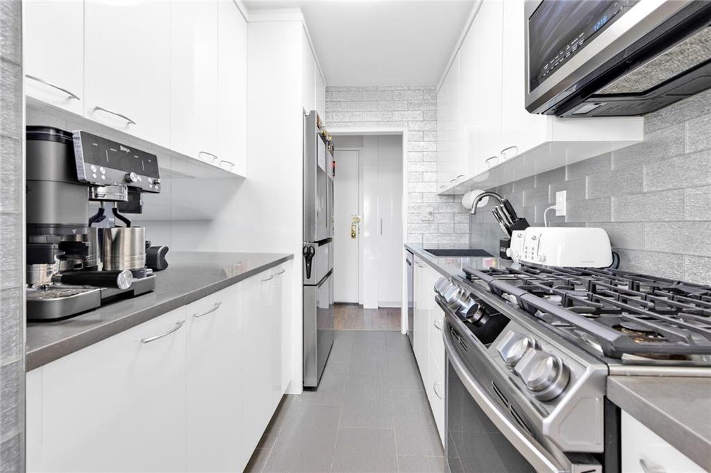 2944 West 5th Street 12O