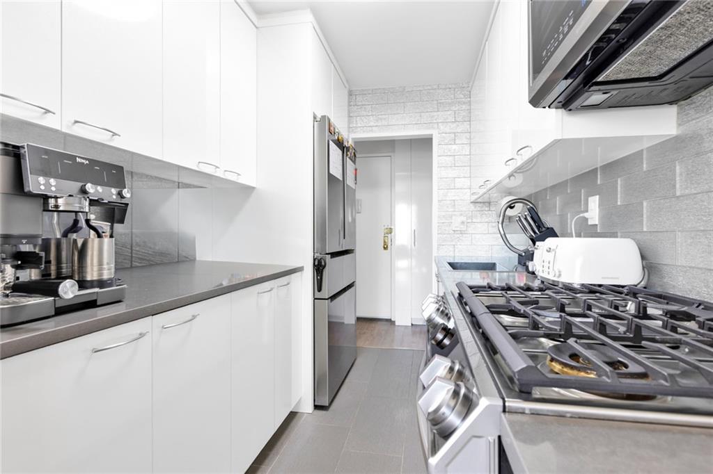 2944 West 5th Street 12O