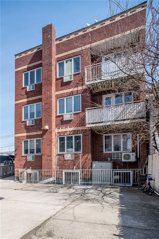 2560 Stillwell Avenue 2B