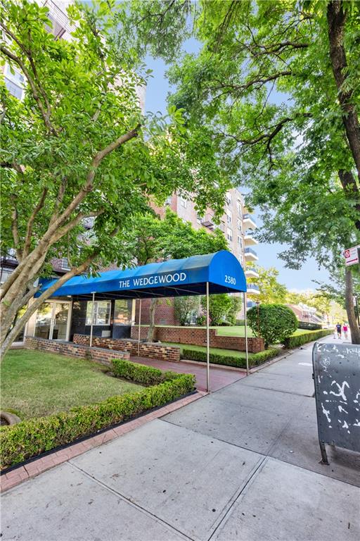 2580 Ocean Parkway 2K