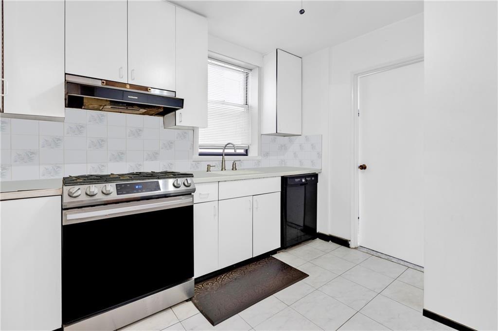 2580 Ocean Parkway 2K