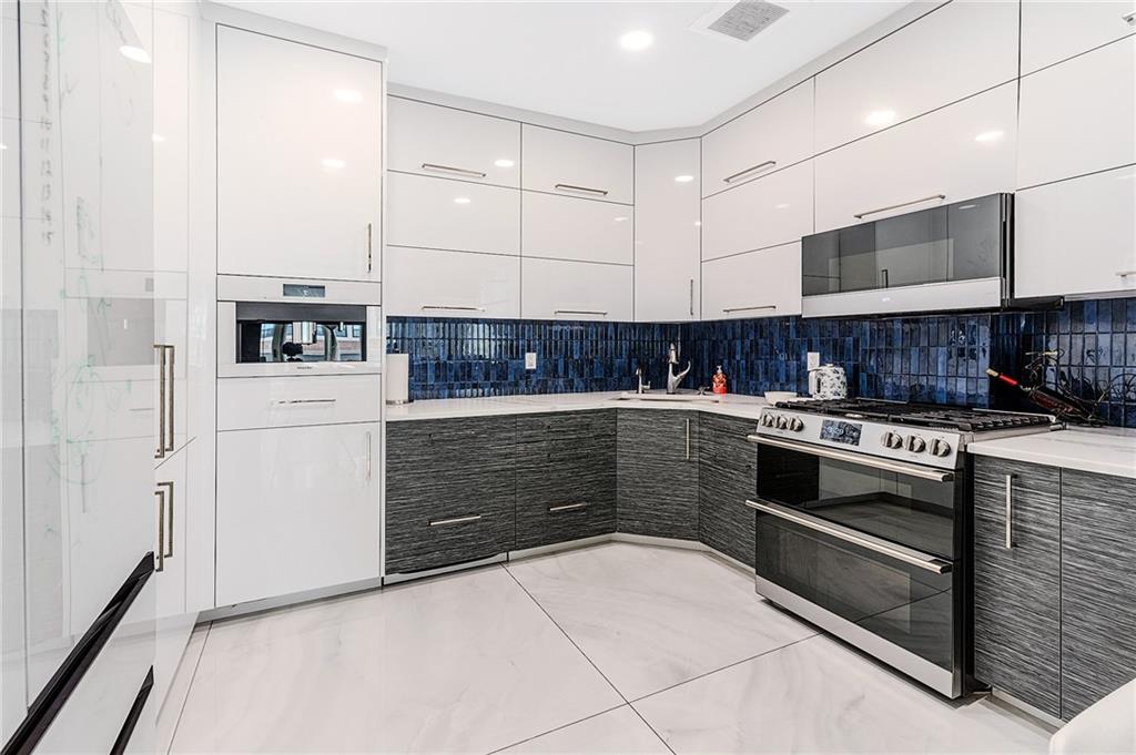 37 West End Avenue 2B