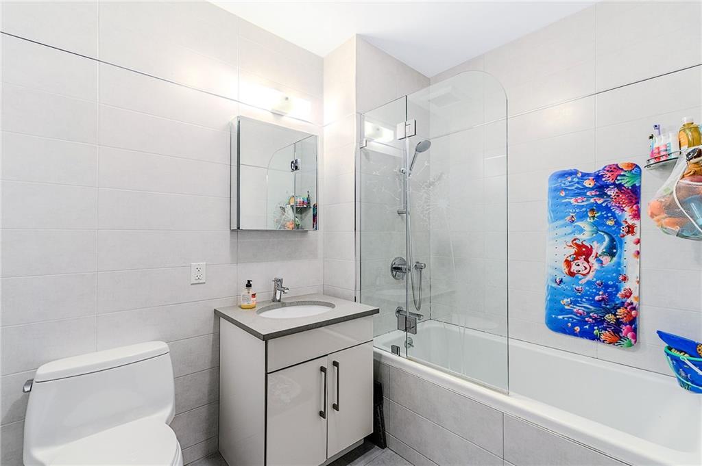 37 West End Avenue 2B