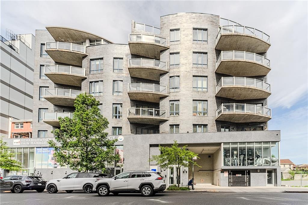 37 West End Avenue 2B