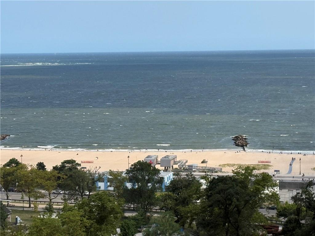 2944 W 5th Street Unit: 22L