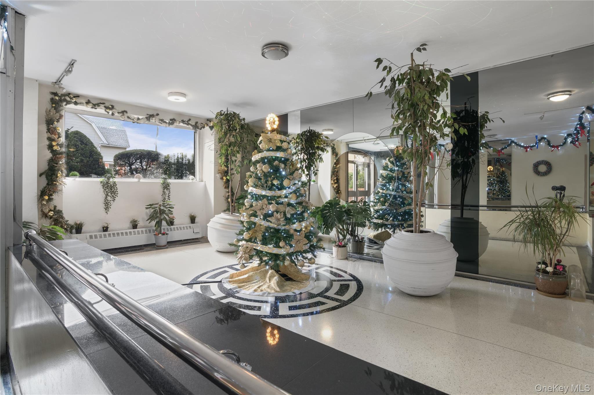 1075 Sheepshead Bay Road Unit: 2S